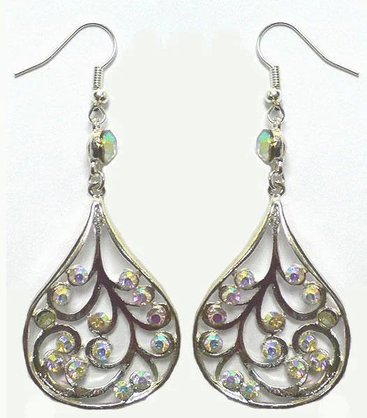 Dangle Earrings U89175-3905