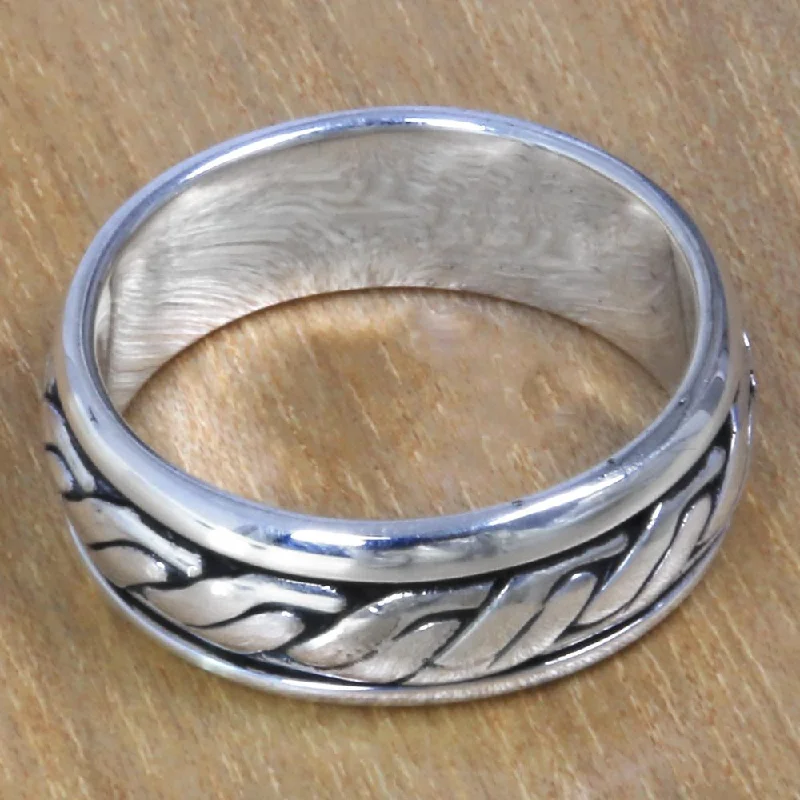 Handmade Men's Sterling Silver 'Lightning Track' Ring (Indonesia)