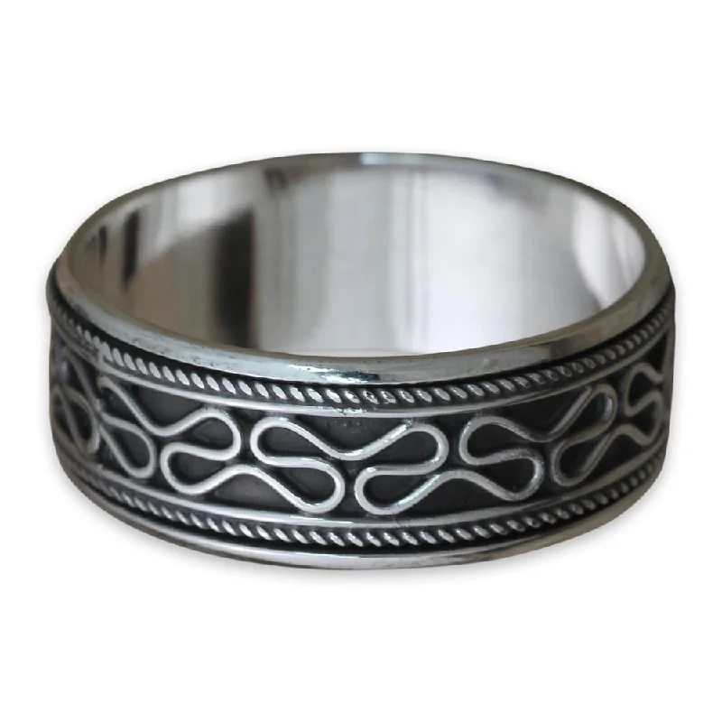 Handmade Men's Sterling Silver 'Rolling Waves' Ring (Indonesia)