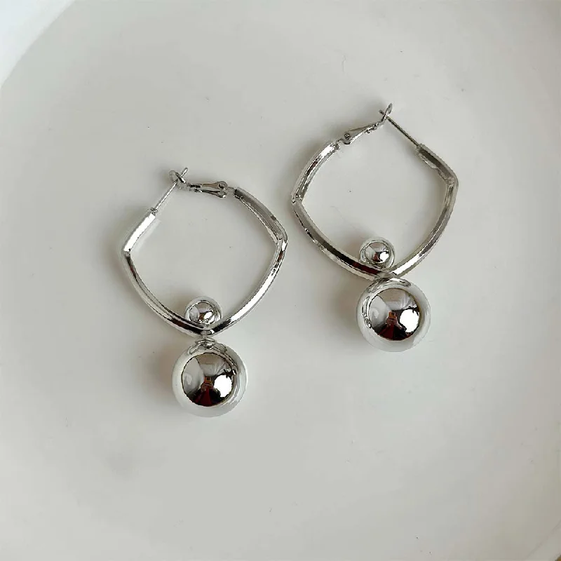 Milo Earrings (Silver)