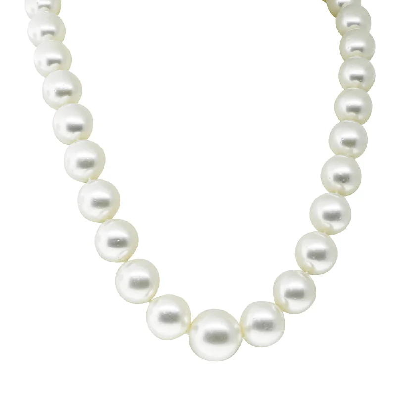 18ct White Gold South Sea Pearl Strand