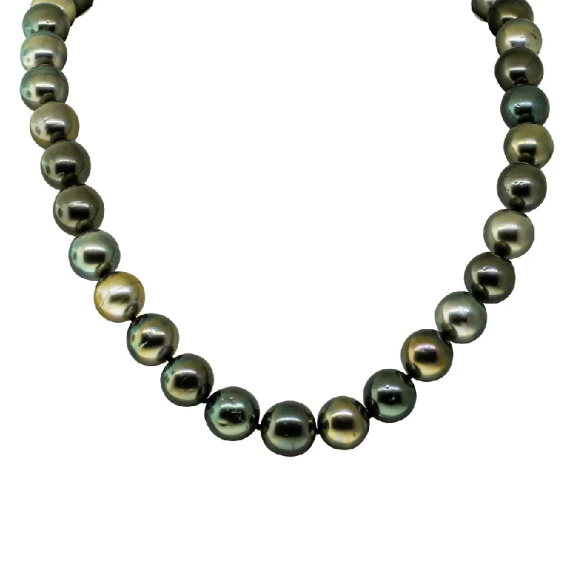 18ct Yellow Gold Cultured Black Pearl Necklace