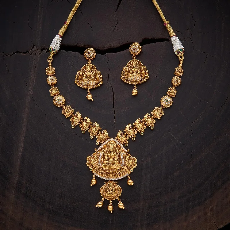 Swarnika Necklace 135886